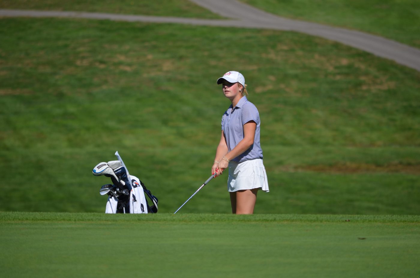 Lyla on the tee during a tournament round